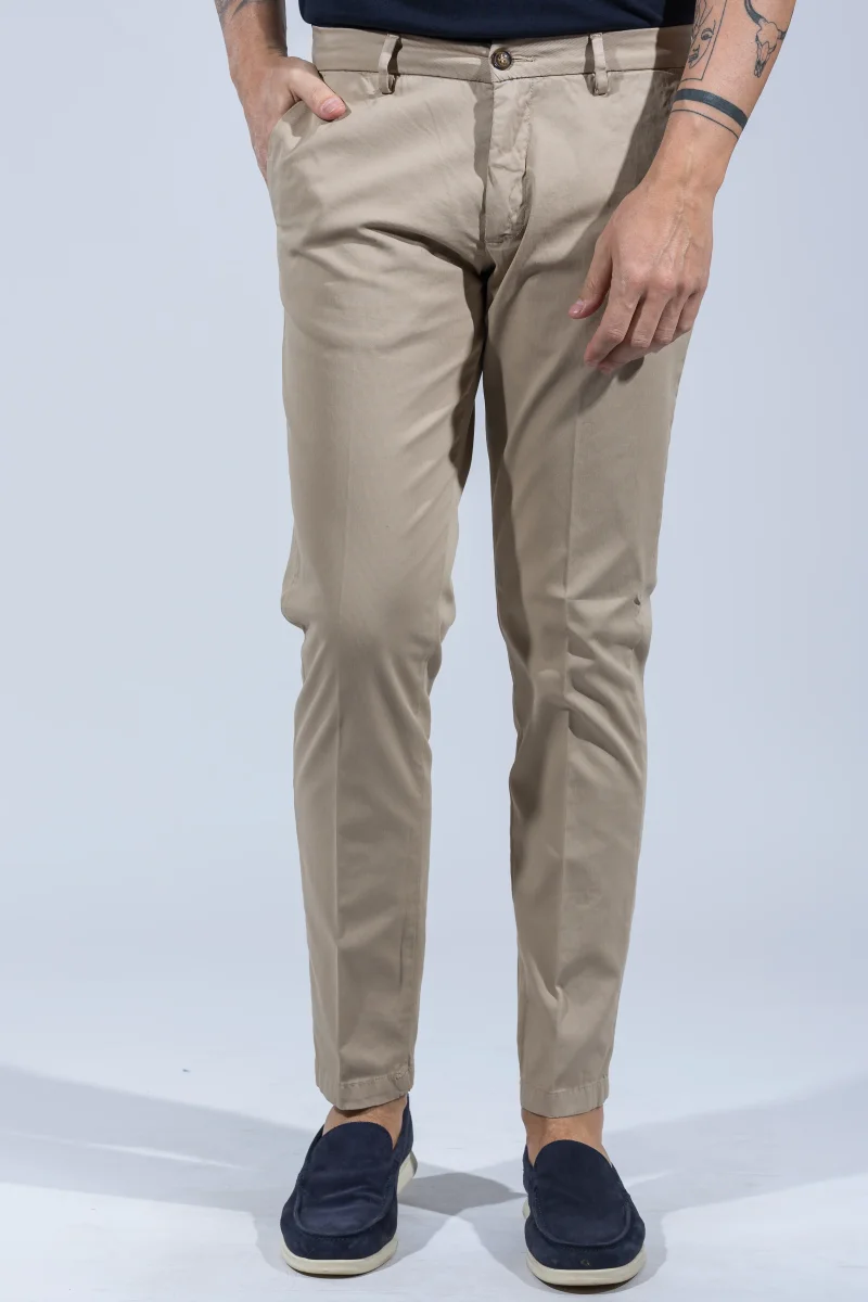 PANTALONE TASCA AMERIKA CAPRI RISVOLTO RASO - immagine 6