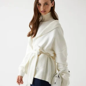 GUESS
CARDIGAN APERTO LUNGO
W5BR28Z0572